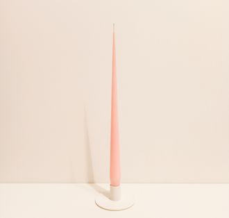 konicheskaya-dlinnaya-svecha-nezhno-rozovaya-36-sm