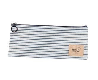 penal-bonheur-constant-s-golubymi-poloskami