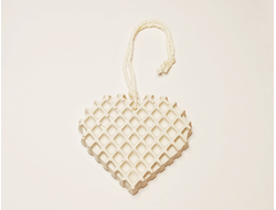 gipsovoe-sashe-podveska-vafelnoe-serdce-8-sm