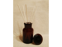 banka-dlya-diffuzora-s-rotangovymi-palochkami